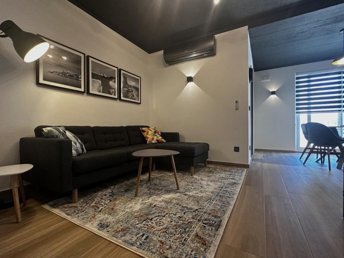 Qawra Holiday Apartment خليج سانت بول المظهر الخارجي الصورة