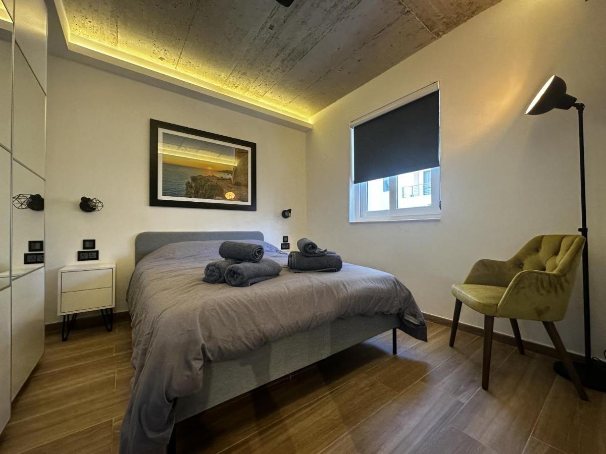 Qawra Holiday Apartment خليج سانت بول المظهر الخارجي الصورة